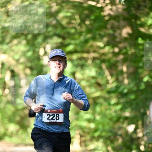 06.10.2024 - Bramfelder Halbmarathon 2024 Dr. Thomas Lammeyer http://msf.ph/oto/7340770 06.10.2024 10:46:16 Laufen 228, 50 meine-sportfotos.de