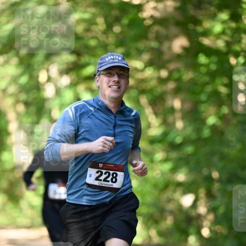 06.10.2024 - Bramfelder Halbmarathon 2024 Dr. Thomas Lammeyer http://msf.ph/oto/7340773 06.10.2024 10:46:17 Laufen 1630, 228, 50 meine-sportfotos.de