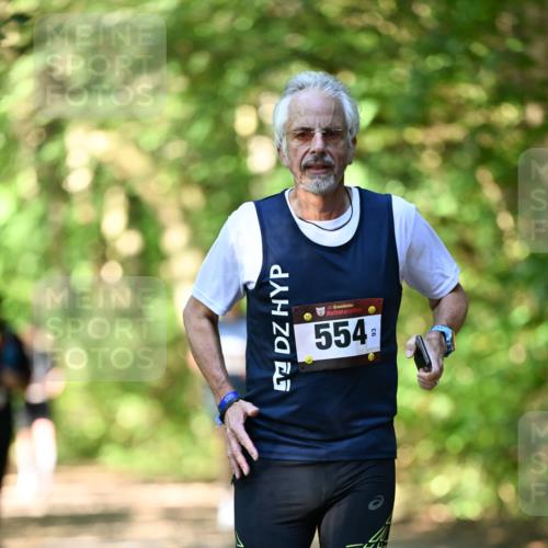 06.10.2024 - Bramfelder Halbmarathon 2024 Dr. Thomas Lammeyer http://msf.ph/oto/7340846 06.10.2024 10:46:33 Laufen 93 meine-sportfotos.de