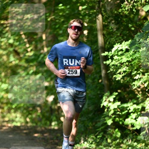 06.10.2024 - Bramfelder Halbmarathon 2024 Dr. Thomas Lammeyer http://msf.ph/oto/7340862 06.10.2024 10:46:38 Laufen 259 meine-sportfotos.de