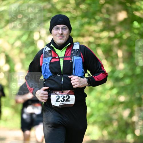 06.10.2024 - Bramfelder Halbmarathon 2024 Dr. Thomas Lammeyer http://msf.ph/oto/7340867 06.10.2024 10:46:39 Laufen 232, 3 meine-sportfotos.de