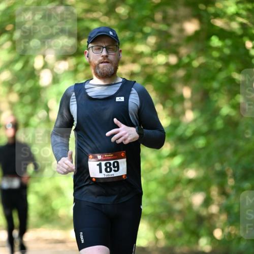 06.10.2024 - Bramfelder Halbmarathon 2024 Dr. Thomas Lammeyer http://msf.ph/oto/7340892 06.10.2024 10:46:45 Laufen 33, 189 meine-sportfotos.de