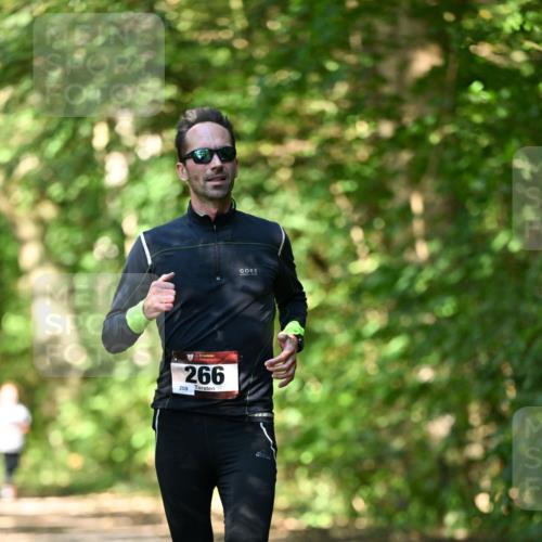06.10.2024 - Bramfelder Halbmarathon 2024 Dr. Thomas Lammeyer http://msf.ph/oto/7340904 06.10.2024 10:46:49 Laufen 266, 209 meine-sportfotos.de