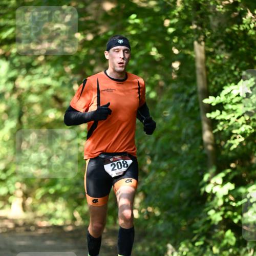 06.10.2024 - Bramfelder Halbmarathon 2024 Dr. Thomas Lammeyer http://msf.ph/oto/7340944 06.10.2024 10:47:06 Laufen 208 meine-sportfotos.de