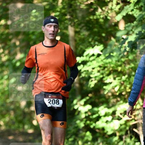 06.10.2024 - Bramfelder Halbmarathon 2024 Dr. Thomas Lammeyer http://msf.ph/oto/7340948 06.10.2024 10:47:07 Laufen 63, 208, 49 meine-sportfotos.de