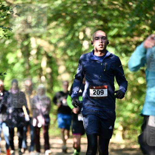 06.10.2024 - Bramfelder Halbmarathon 2024 Dr. Thomas Lammeyer http://msf.ph/oto/7340950 06.10.2024 10:47:13 Laufen 209 meine-sportfotos.de
