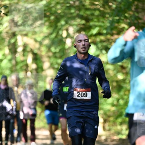 06.10.2024 - Bramfelder Halbmarathon 2024 Dr. Thomas Lammeyer http://msf.ph/oto/7340951 06.10.2024 10:47:13 Laufen 209 meine-sportfotos.de