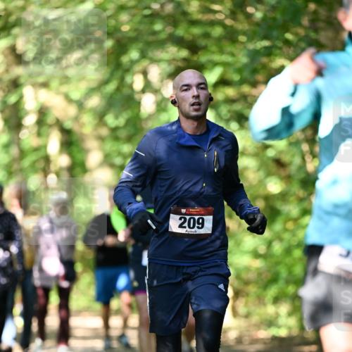 06.10.2024 - Bramfelder Halbmarathon 2024 Dr. Thomas Lammeyer http://msf.ph/oto/7340952 06.10.2024 10:47:13 Laufen 209 meine-sportfotos.de