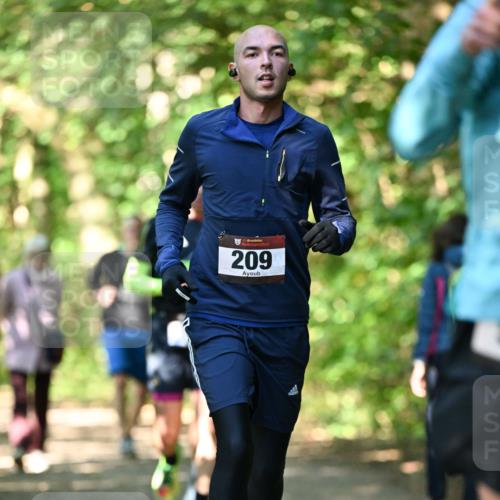06.10.2024 - Bramfelder Halbmarathon 2024 Dr. Thomas Lammeyer http://msf.ph/oto/7340955 06.10.2024 10:47:13 Laufen 209 meine-sportfotos.de