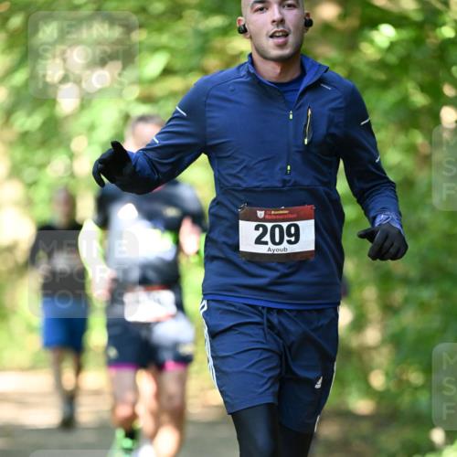 06.10.2024 - Bramfelder Halbmarathon 2024 Dr. Thomas Lammeyer http://msf.ph/oto/7340961 06.10.2024 10:47:14 Laufen 33, 209 meine-sportfotos.de