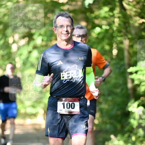 06.10.2024 - Bramfelder Halbmarathon 2024 Dr. Thomas Lammeyer http://msf.ph/oto/7340973 06.10.2024 10:47:17 Laufen 236, 100, 55 meine-sportfotos.de