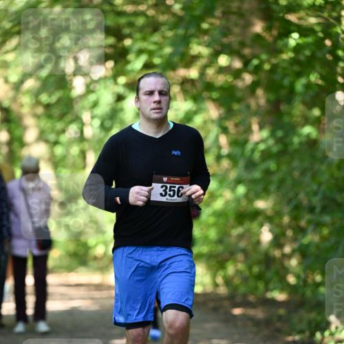 06.10.2024 - Bramfelder Halbmarathon 2024 Dr. Thomas Lammeyer http://msf.ph/oto/7340981 06.10.2024 10:47:20 Laufen 356 meine-sportfotos.de