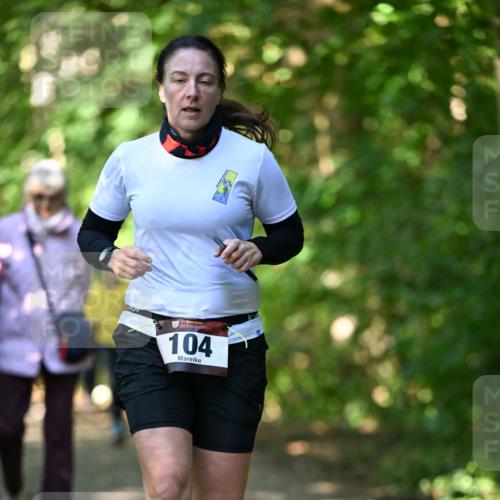06.10.2024 - Bramfelder Halbmarathon 2024 Dr. Thomas Lammeyer http://msf.ph/oto/7341014 06.10.2024 10:47:27 Laufen 33, 104 meine-sportfotos.de