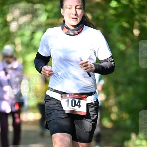 06.10.2024 - Bramfelder Halbmarathon 2024 Dr. Thomas Lammeyer http://msf.ph/oto/7341019 06.10.2024 10:47:27 Laufen 33, 104 meine-sportfotos.de