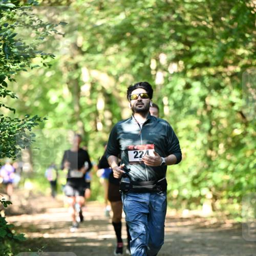 06.10.2024 - Bramfelder Halbmarathon 2024 Dr. Thomas Lammeyer http://msf.ph/oto/7341067 06.10.2024 10:47:50 Laufen 224 meine-sportfotos.de