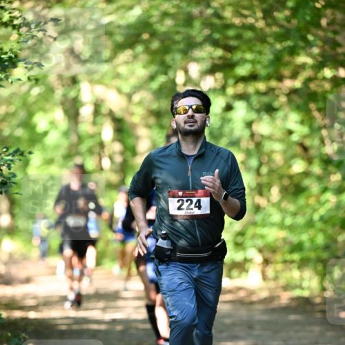 06.10.2024 - Bramfelder Halbmarathon 2024 Dr. Thomas Lammeyer http://msf.ph/oto/7341071 06.10.2024 10:47:51 Laufen 224 meine-sportfotos.de