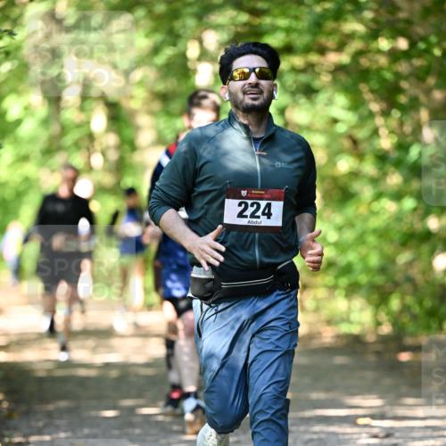 06.10.2024 - Bramfelder Halbmarathon 2024 Dr. Thomas Lammeyer http://msf.ph/oto/7341075 06.10.2024 10:47:51 Laufen 224 meine-sportfotos.de