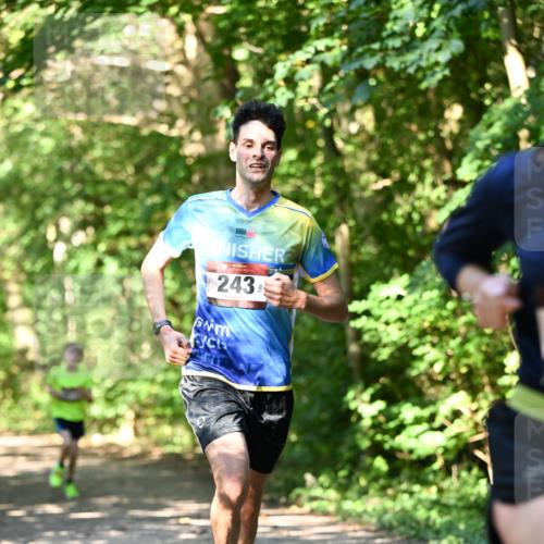06.10.2024 - Bramfelder Halbmarathon 2024 Dr. Thomas Lammeyer http://msf.ph/oto/7341118 06.10.2024 10:48:01 Laufen 243 meine-sportfotos.de