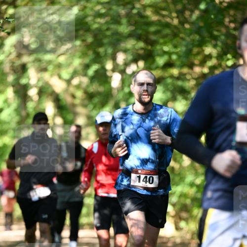 06.10.2024 - Bramfelder Halbmarathon 2024 Dr. Thomas Lammeyer http://msf.ph/oto/7341265 06.10.2024 10:48:44 Laufen 140 meine-sportfotos.de