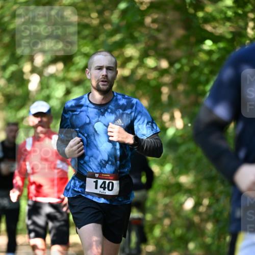 06.10.2024 - Bramfelder Halbmarathon 2024 Dr. Thomas Lammeyer http://msf.ph/oto/7341267 06.10.2024 10:48:45 Laufen 140 meine-sportfotos.de
