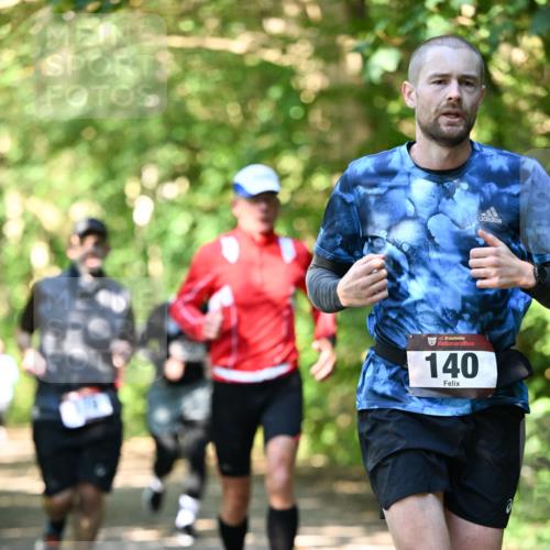 06.10.2024 - Bramfelder Halbmarathon 2024 Dr. Thomas Lammeyer http://msf.ph/oto/7341273 06.10.2024 10:48:46 Laufen 33, 140 meine-sportfotos.de