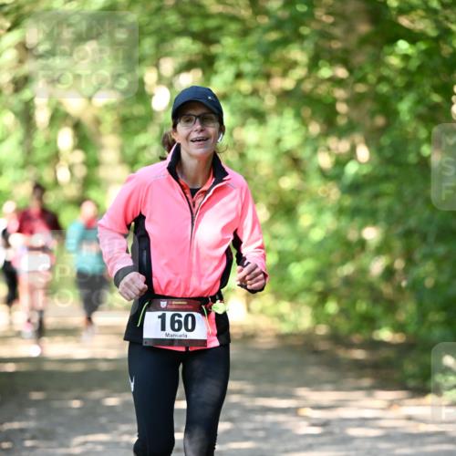 06.10.2024 - Bramfelder Halbmarathon 2024 Dr. Thomas Lammeyer http://msf.ph/oto/7341301 06.10.2024 10:48:51 Laufen 33, 160 meine-sportfotos.de