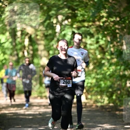 06.10.2024 - Bramfelder Halbmarathon 2024 Dr. Thomas Lammeyer http://msf.ph/oto/7341339 06.10.2024 10:49:00 Laufen 260, 229 meine-sportfotos.de