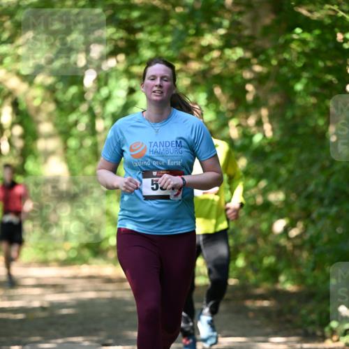 06.10.2024 - Bramfelder Halbmarathon 2024 Dr. Thomas Lammeyer http://msf.ph/oto/7341386 06.10.2024 10:49:11 Laufen 50 meine-sportfotos.de
