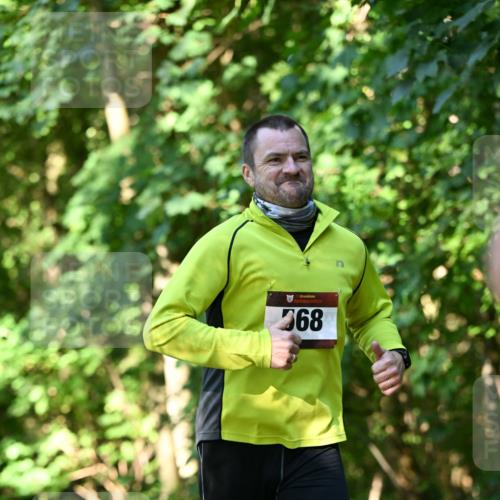 06.10.2024 - Bramfelder Halbmarathon 2024 Dr. Thomas Lammeyer http://msf.ph/oto/7341397 06.10.2024 10:49:14 Laufen 68 meine-sportfotos.de