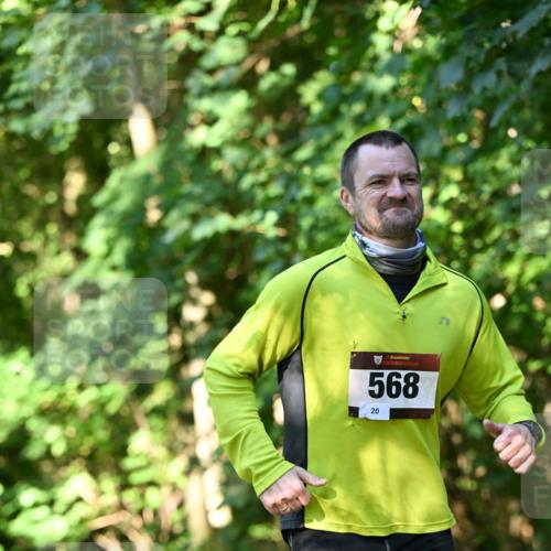 06.10.2024 - Bramfelder Halbmarathon 2024 Dr. Thomas Lammeyer http://msf.ph/oto/7341398 06.10.2024 10:49:14 Laufen 568, 20 meine-sportfotos.de