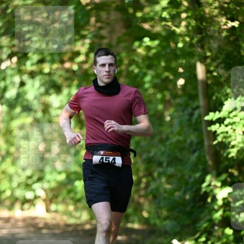 06.10.2024 - Bramfelder Halbmarathon 2024 Dr. Thomas Lammeyer http://msf.ph/oto/7341408 06.10.2024 10:49:17 Laufen 454 meine-sportfotos.de