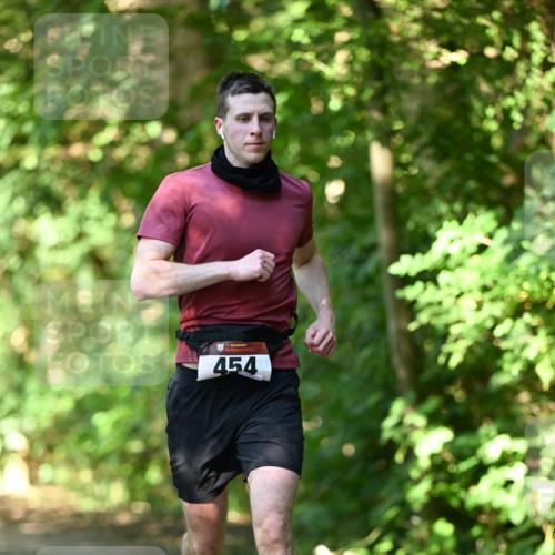 06.10.2024 - Bramfelder Halbmarathon 2024 Dr. Thomas Lammeyer http://msf.ph/oto/7341411 06.10.2024 10:49:18 Laufen 454 meine-sportfotos.de