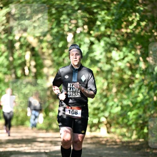 06.10.2024 - Bramfelder Halbmarathon 2024 Dr. Thomas Lammeyer http://msf.ph/oto/7341424 06.10.2024 10:49:28 Laufen 108 meine-sportfotos.de