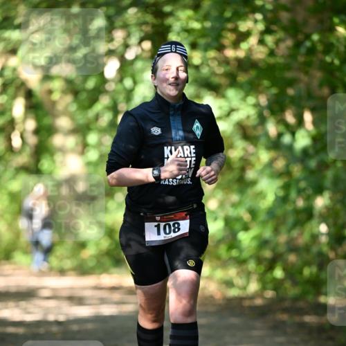 06.10.2024 - Bramfelder Halbmarathon 2024 Dr. Thomas Lammeyer http://msf.ph/oto/7341433 06.10.2024 10:49:29 Laufen 108 meine-sportfotos.de