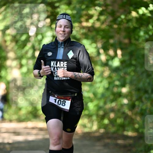 06.10.2024 - Bramfelder Halbmarathon 2024 Dr. Thomas Lammeyer http://msf.ph/oto/7341436 06.10.2024 10:49:29 Laufen 108 meine-sportfotos.de
