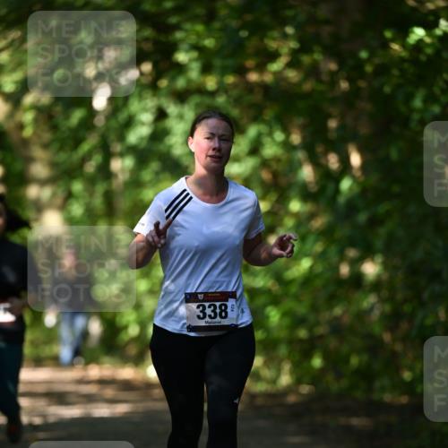 06.10.2024 - Bramfelder Halbmarathon 2024 Dr. Thomas Lammeyer http://msf.ph/oto/7341447 06.10.2024 10:49:37 Laufen 338 meine-sportfotos.de