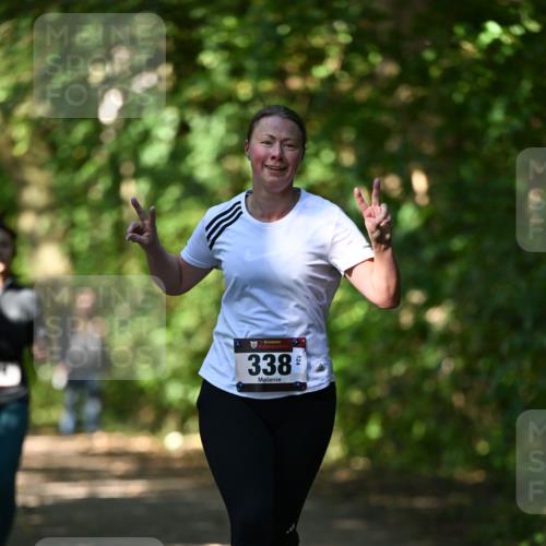 06.10.2024 - Bramfelder Halbmarathon 2024 Dr. Thomas Lammeyer http://msf.ph/oto/7341450 06.10.2024 10:49:38 Laufen 338, 24 meine-sportfotos.de
