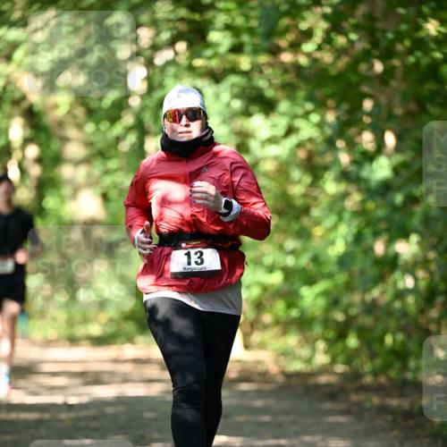 06.10.2024 - Bramfelder Halbmarathon 2024 Dr. Thomas Lammeyer http://msf.ph/oto/7341487 06.10.2024 10:49:45 Laufen 13 meine-sportfotos.de