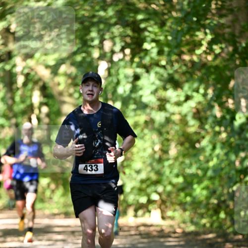 06.10.2024 - Bramfelder Halbmarathon 2024 Dr. Thomas Lammeyer http://msf.ph/oto/7341497 06.10.2024 10:49:50 Laufen 433 meine-sportfotos.de