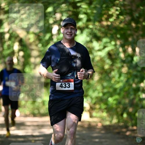 06.10.2024 - Bramfelder Halbmarathon 2024 Dr. Thomas Lammeyer http://msf.ph/oto/7341505 06.10.2024 10:49:51 Laufen 433 meine-sportfotos.de