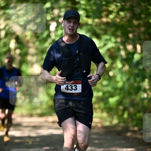 06.10.2024 - Bramfelder Halbmarathon 2024 Dr. Thomas Lammeyer http://msf.ph/oto/7341508 06.10.2024 10:49:51 Laufen 433 meine-sportfotos.de