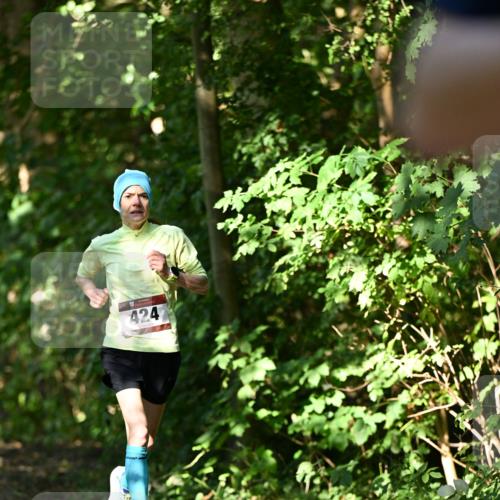 06.10.2024 - Bramfelder Halbmarathon 2024 Dr. Thomas Lammeyer http://msf.ph/oto/7341520 06.10.2024 10:49:54 Laufen 424 meine-sportfotos.de