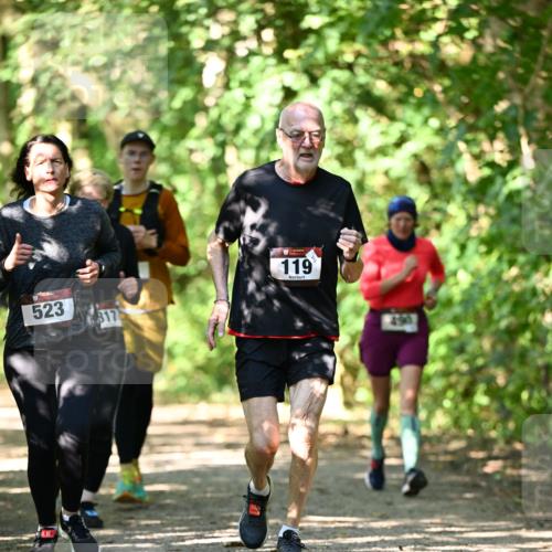 06.10.2024 - Bramfelder Halbmarathon 2024 Dr. Thomas Lammeyer http://msf.ph/oto/7341550 06.10.2024 10:50:02 Laufen 523, 317, 119 meine-sportfotos.de