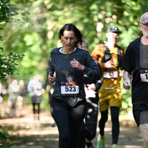 06.10.2024 - Bramfelder Halbmarathon 2024 Dr. Thomas Lammeyer http://msf.ph/oto/7341559 06.10.2024 10:50:04 Laufen 1, 523 meine-sportfotos.de