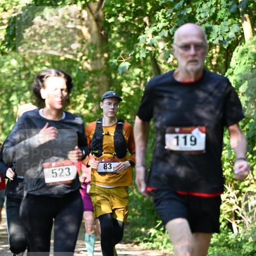 06.10.2024 - Bramfelder Halbmarathon 2024 Dr. Thomas Lammeyer http://msf.ph/oto/7341566 06.10.2024 10:50:06 Laufen 523, 83, 119 meine-sportfotos.de