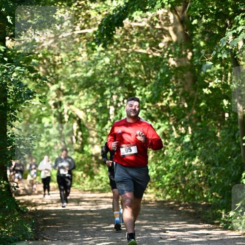 06.10.2024 - Bramfelder Halbmarathon 2024 Dr. Thomas Lammeyer http://msf.ph/oto/7341576 06.10.2024 10:50:09 Laufen 95 meine-sportfotos.de