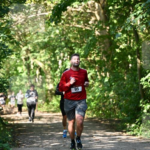 06.10.2024 - Bramfelder Halbmarathon 2024 Dr. Thomas Lammeyer http://msf.ph/oto/7341578 06.10.2024 10:50:09 Laufen 95 meine-sportfotos.de