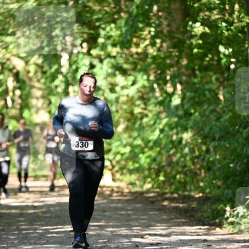 06.10.2024 - Bramfelder Halbmarathon 2024 Dr. Thomas Lammeyer http://msf.ph/oto/7341604 06.10.2024 10:50:15 Laufen 330 meine-sportfotos.de