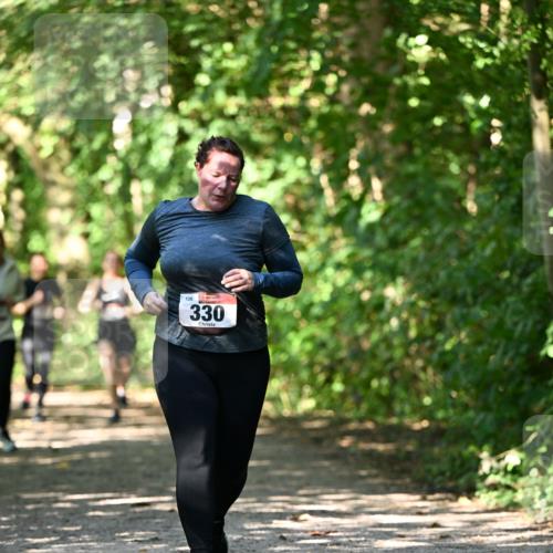 06.10.2024 - Bramfelder Halbmarathon 2024 Dr. Thomas Lammeyer http://msf.ph/oto/7341610 06.10.2024 10:50:16 Laufen 126, 330 meine-sportfotos.de