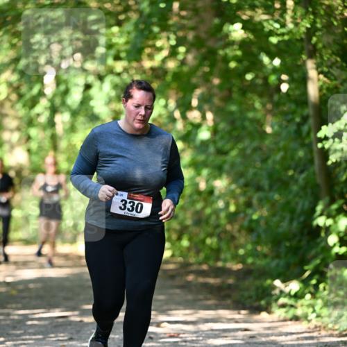 06.10.2024 - Bramfelder Halbmarathon 2024 Dr. Thomas Lammeyer http://msf.ph/oto/7341613 06.10.2024 10:50:16 Laufen 126, 330 meine-sportfotos.de